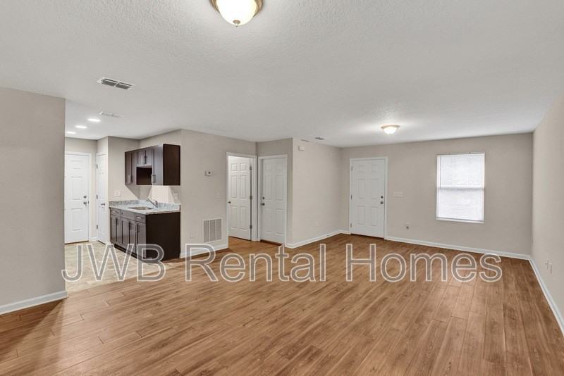 5942 Dunmire Ave - Photo 4 of 19