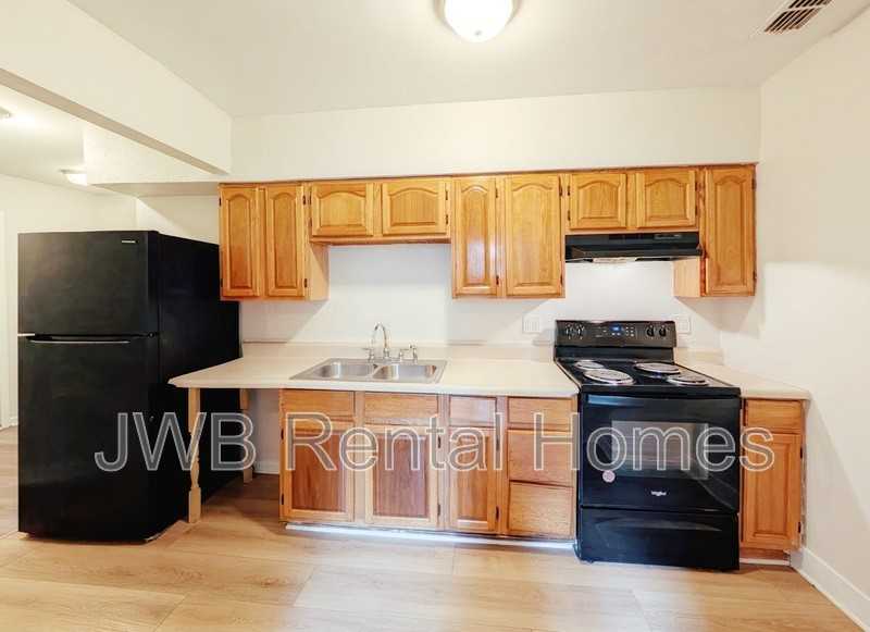 2574 Commonwealth Ave - Photo 2 of 17
