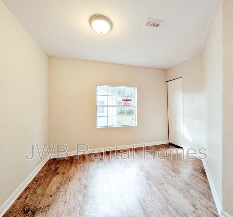 2574 Commonwealth Ave - Photo 7 of 17