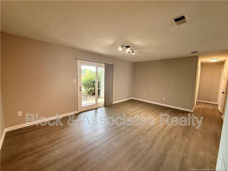 4083 Professional Dr - Photo 2 of 11