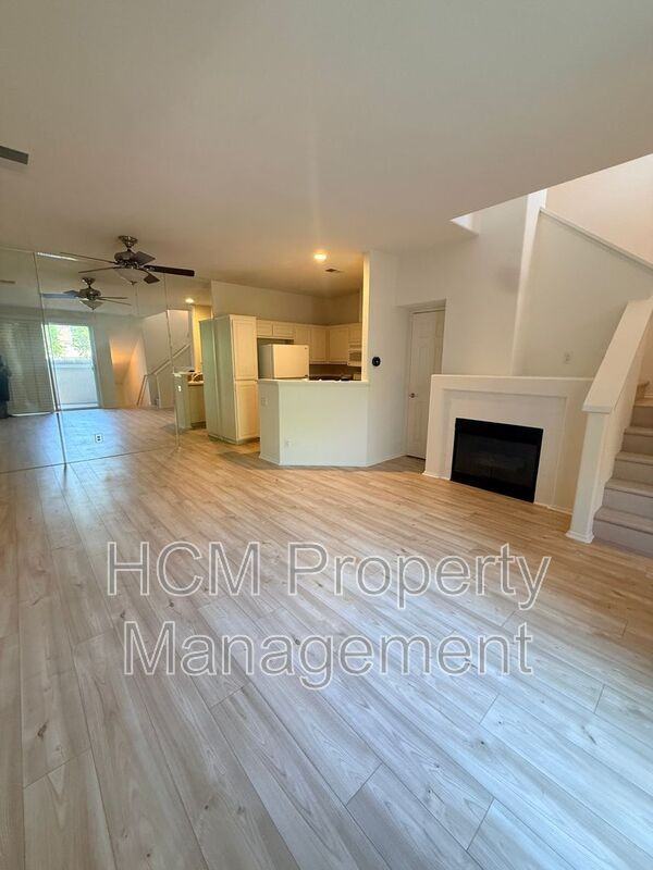 7776 E Portofino Ave - Photo 4 of 15