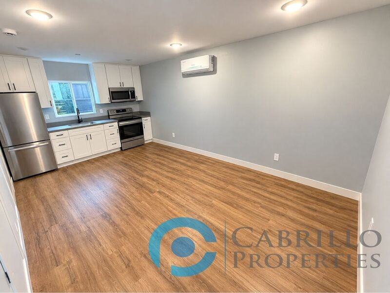 3077 Martin Ave #D - Photo 6 of 11