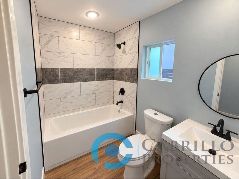 3077 Martin Ave #D - Photo 7 of 11