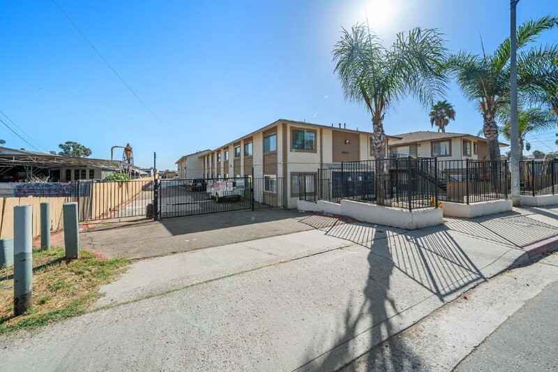 9059 Harness St #13 - Photo 4 of 27