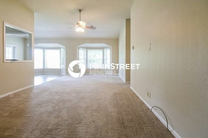 1307 Rose St - Photo 3 of 15