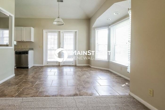 1307 Rose St - Photo 4 of 15