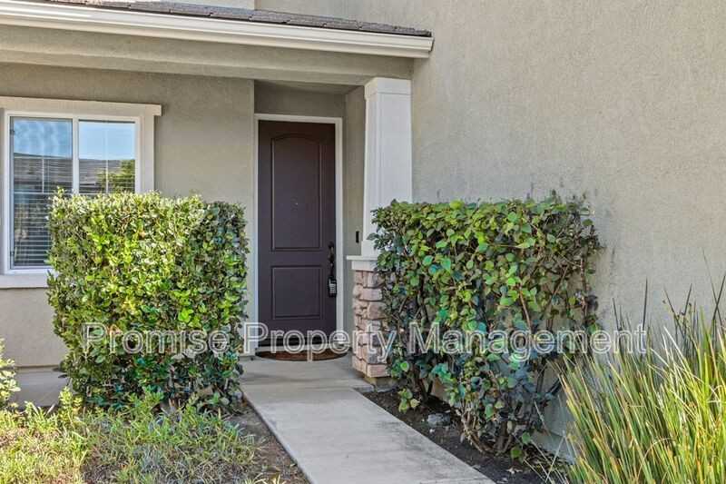 5514 Lipizzaner Cir - Photo 2 of 37