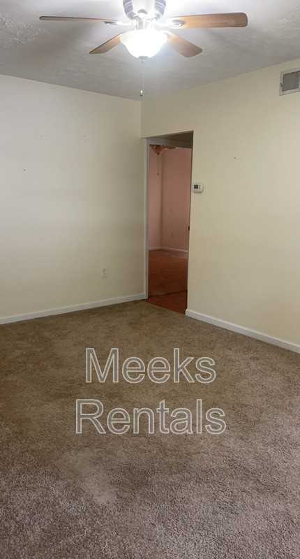 2705 Furlong Ave - Photo 2 of 5