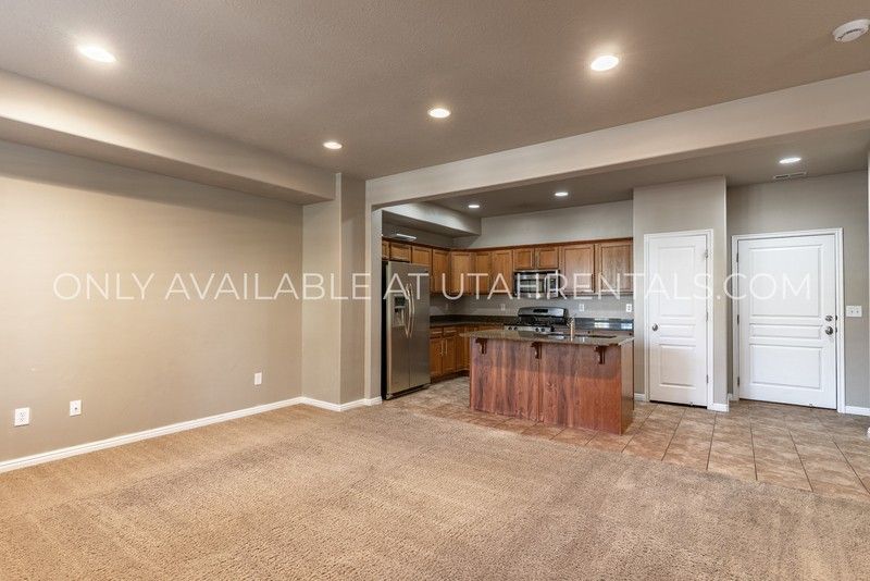 3342 Nw - Photo 6 of 34