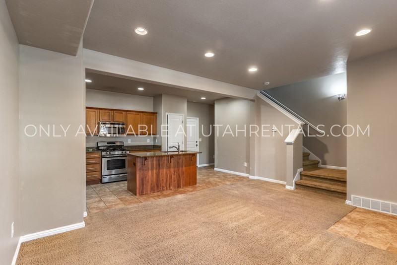 3342 Nw - Photo 7 of 34
