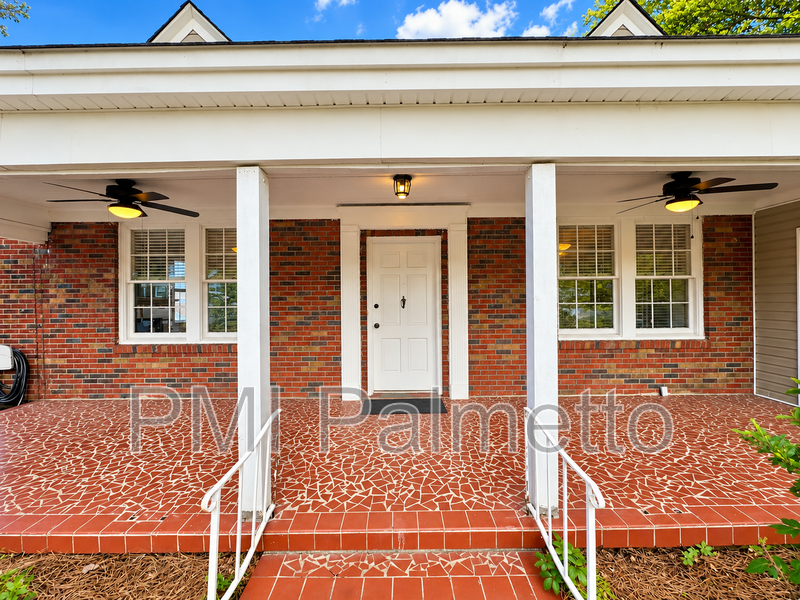 1419 Axtell Dr - Photo 4 of 37
