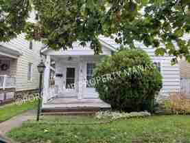 1032 Alpine Ave Nw #1 - Photo 1 of 1