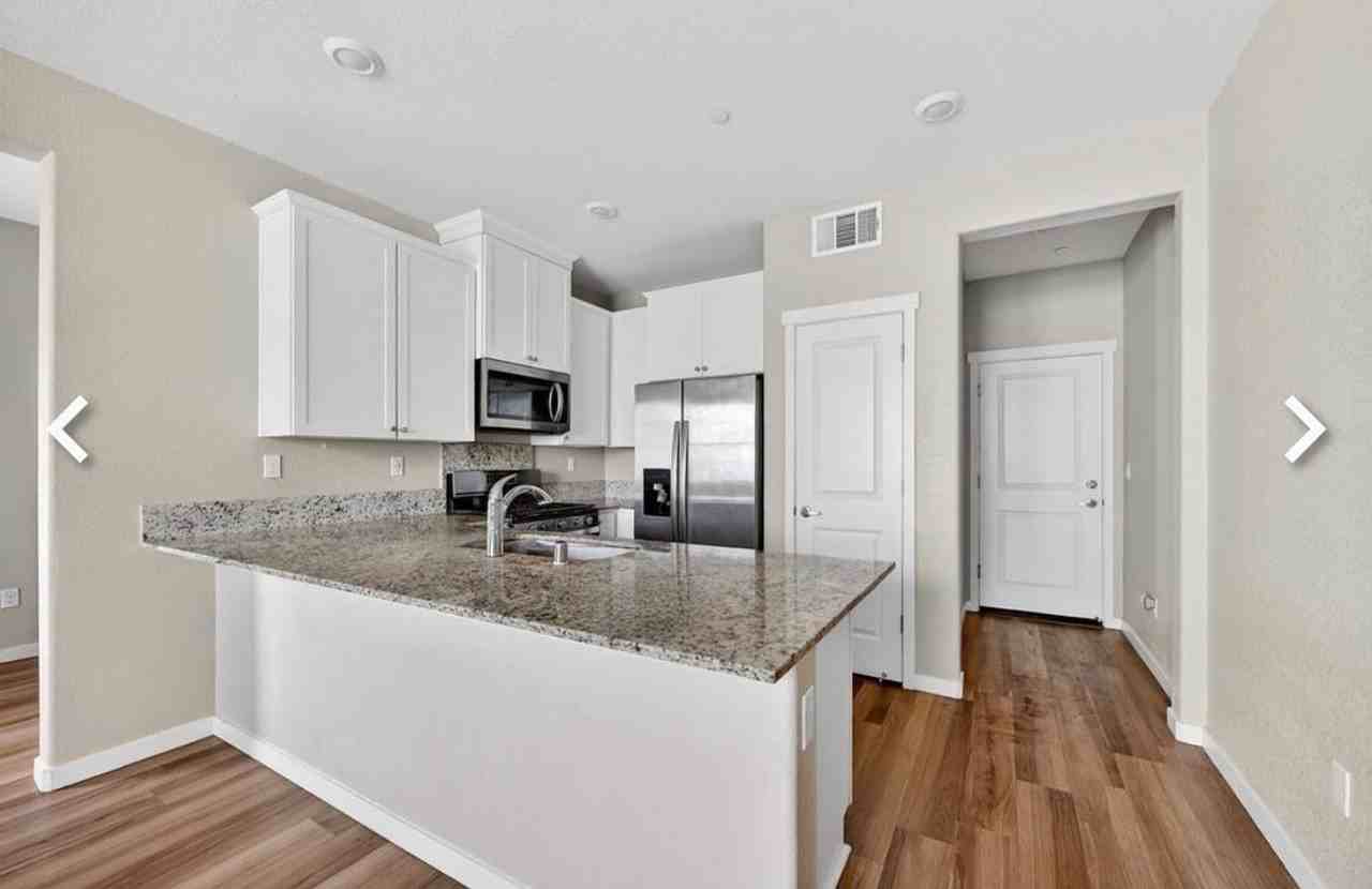 4070 Prosser St - Photo 7 of 18