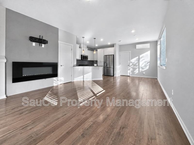 8091 Se Engelmann St - Photo 5 of 30