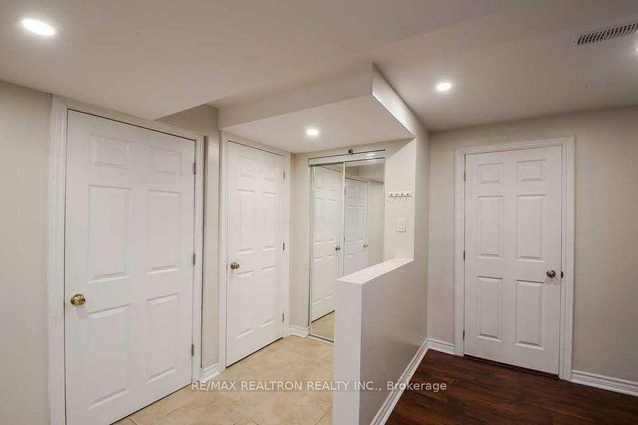 167 Rivers Edge Place - Photo 4 of 10