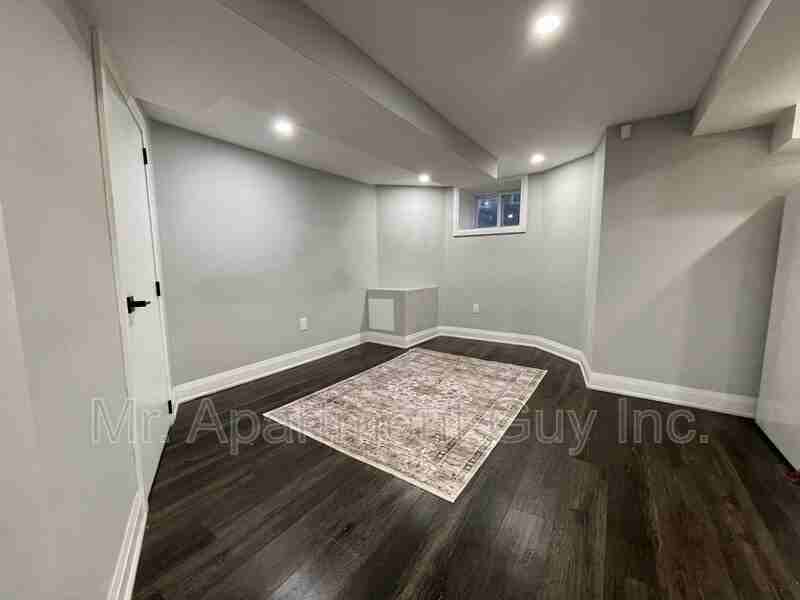 35 Barnesdale Ave S - Photo 3 of 16