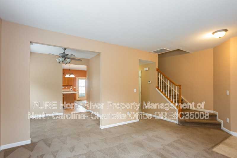 18040 Delmas Dr - Photo 3 of 20