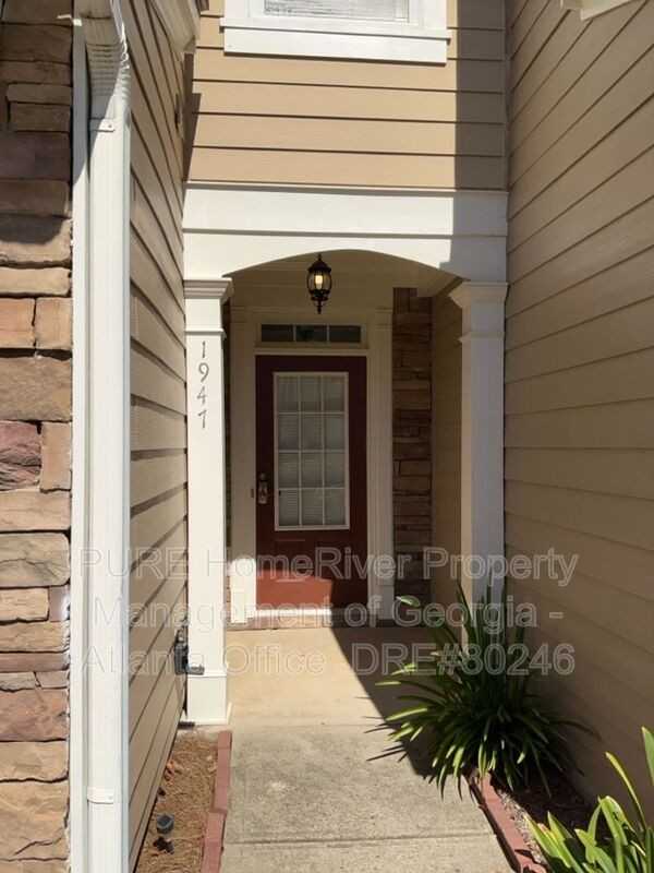 1947 Lake Heights Cir Nw - Photo 2 of 21