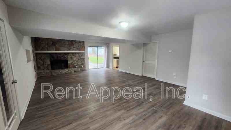 505 San Remo Ct - Photo 4 of 18