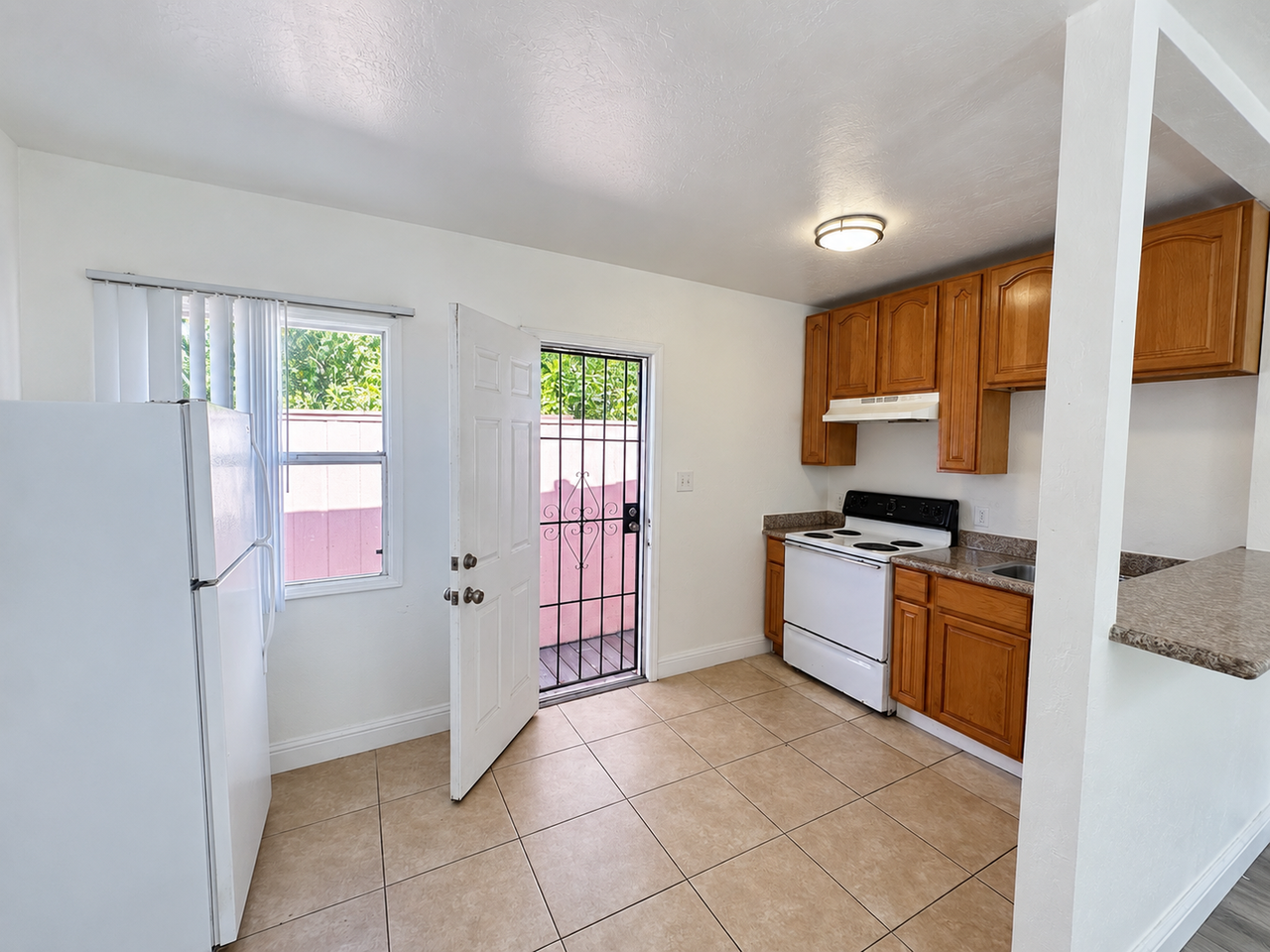 6120 Foothill Blvd