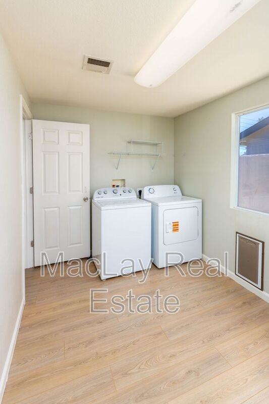 3525 E Hearn Rd - Photo 6 of 18