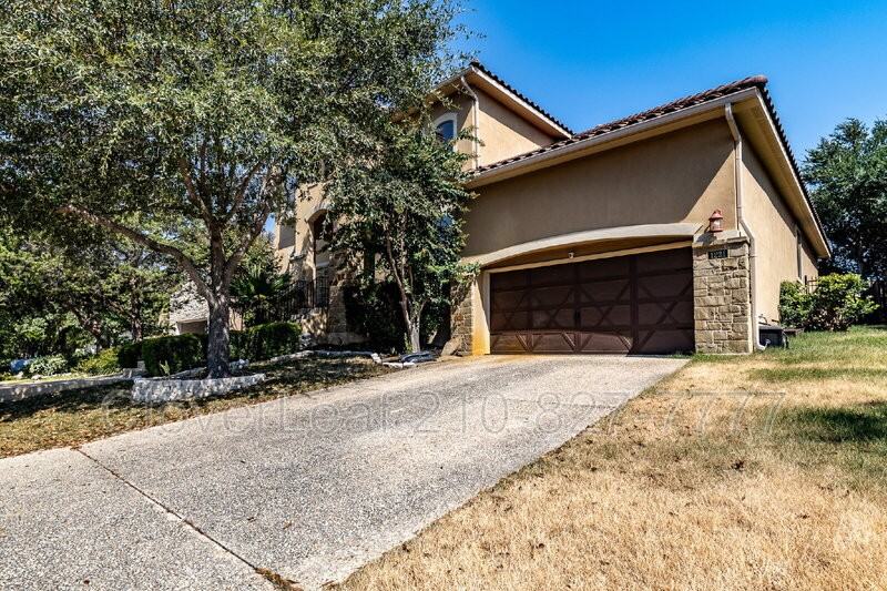 1231 Via Belcanto - Photo 3 of 50
