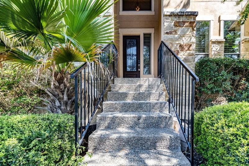 1231 Via Belcanto - Photo 4 of 50