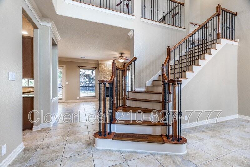 1231 Via Belcanto - Photo 6 of 50