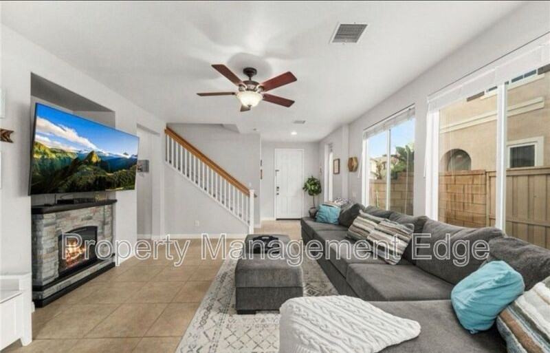33555 Cedar Creek Ln - Photo 2 of 25