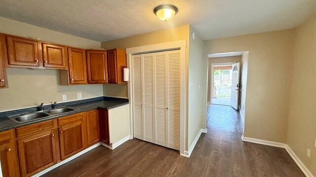 567 N Belmont Ave - Photo 4 of 11