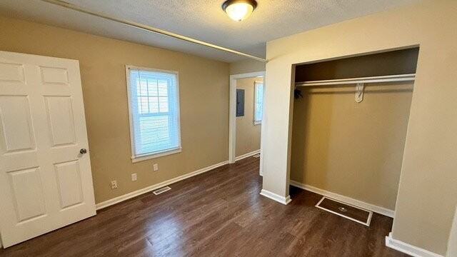 567 N Belmont Ave - Photo 6 of 11