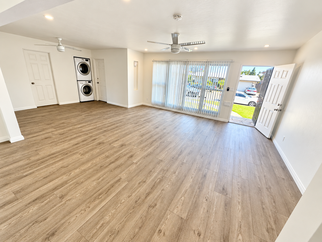 6125 Dorothy Dr - Photo 5 of 18