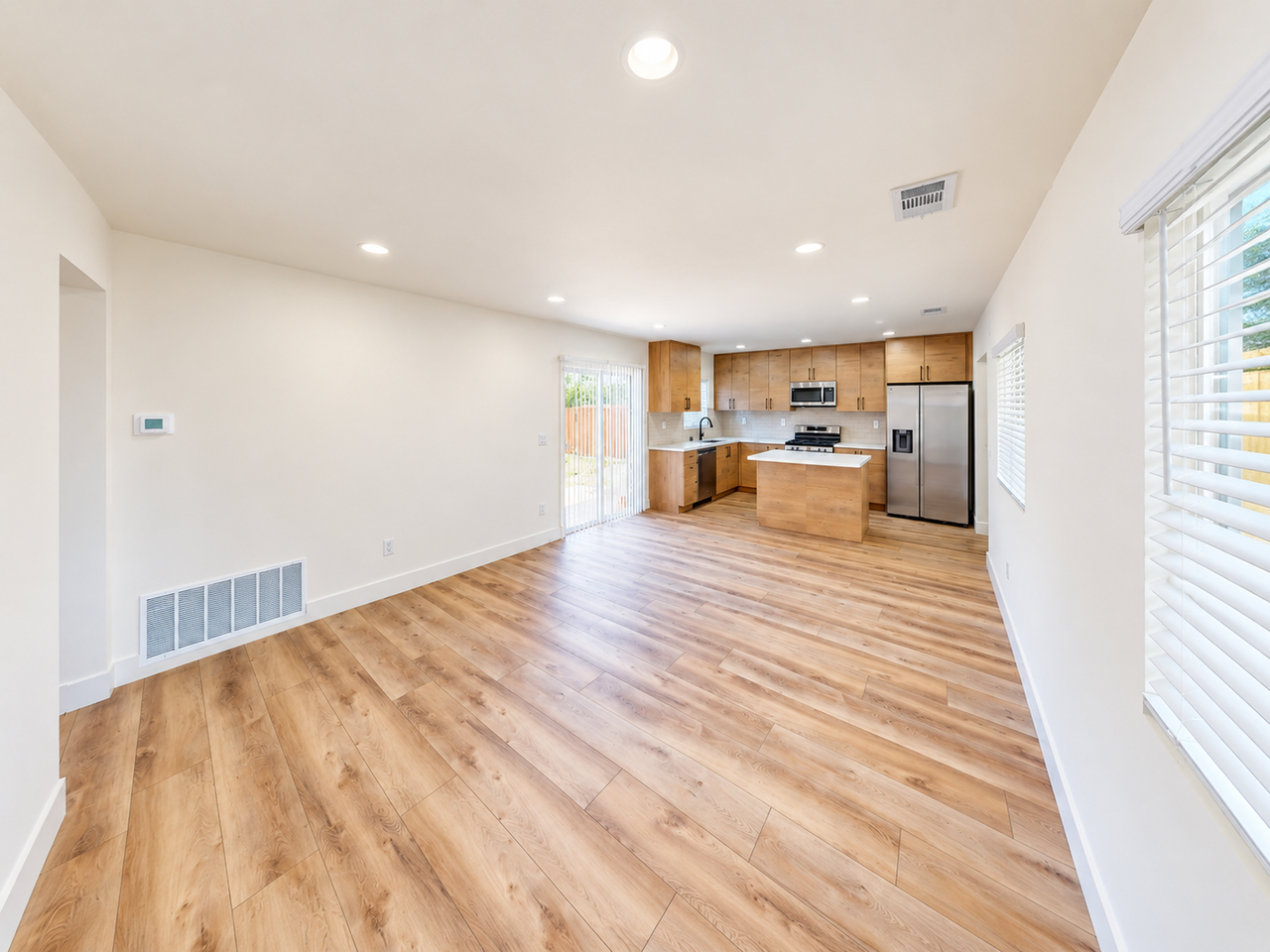5110 63rd St - Photo 7 of 18