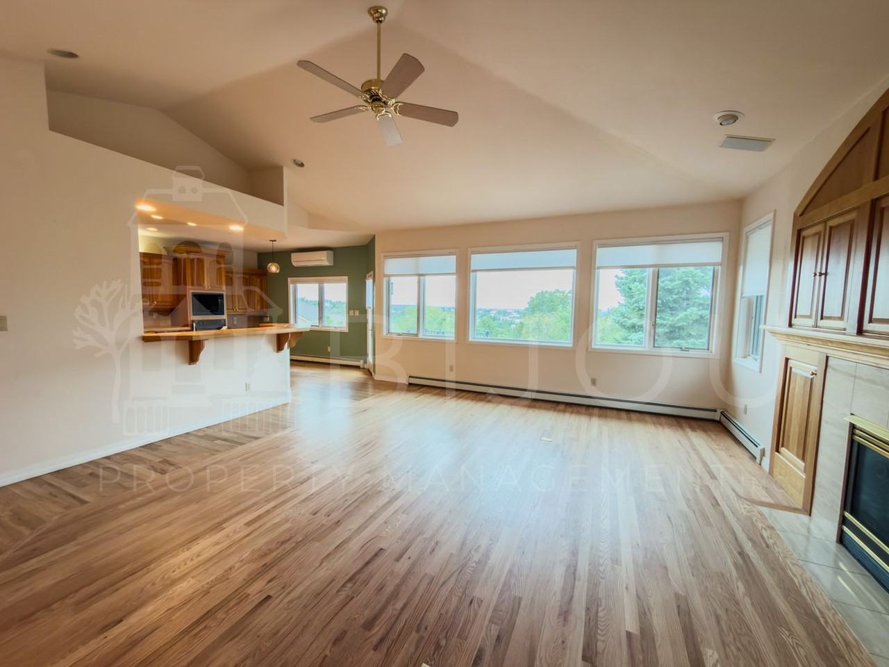 15325 Copperfield Dr - Photo 3 of 34