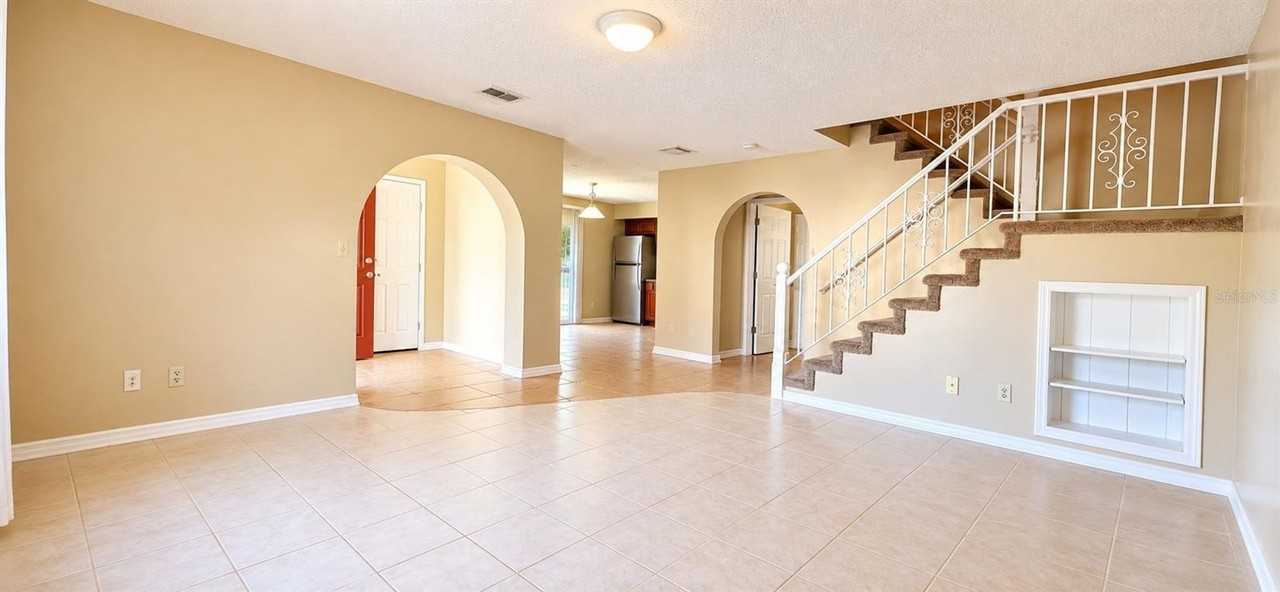 2086 Oak Meadow Cir - Photo 5 of 20