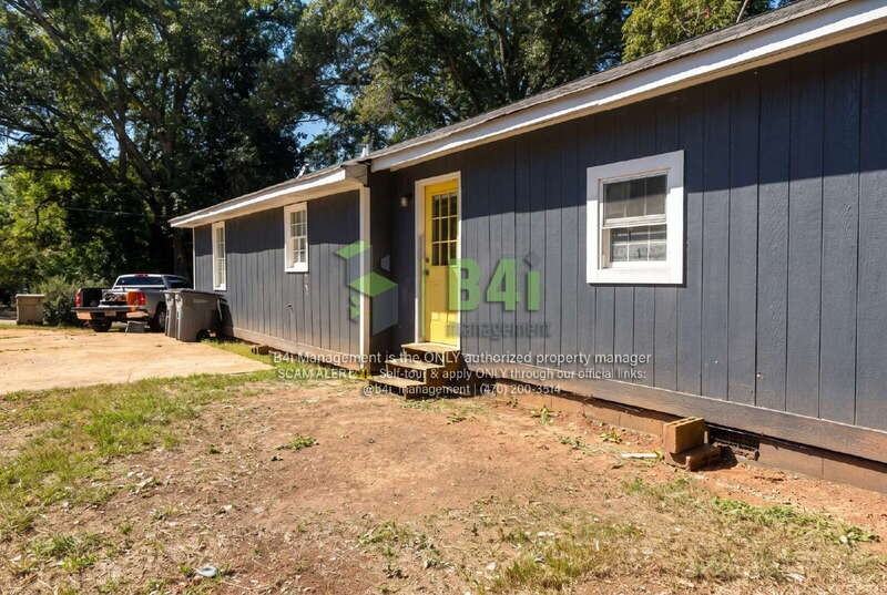 121 Cedar St - Photo 2 of 17