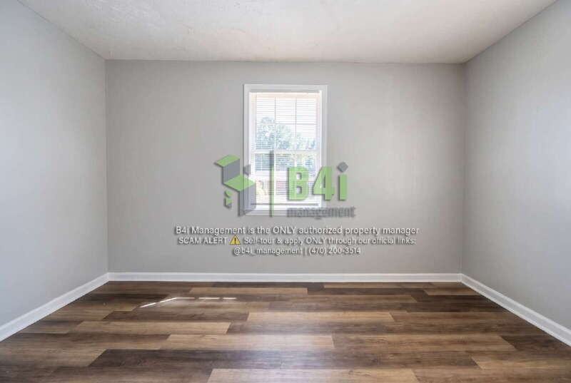 121 Cedar St - Photo 4 of 17