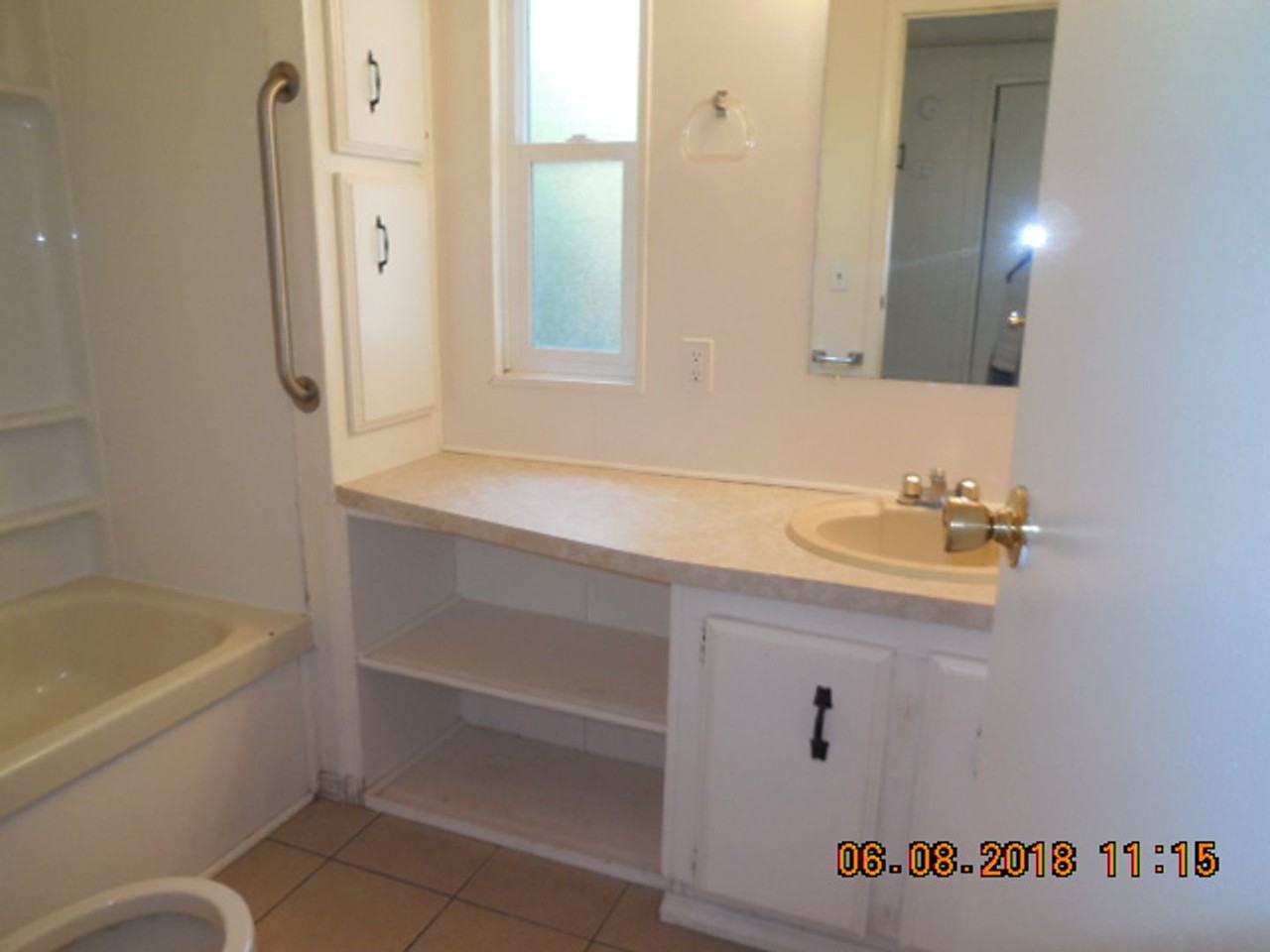 1500 S Columbus Ave #40 - Photo 3 of 10