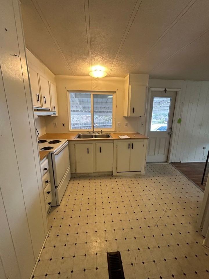 1500 S Columbus Ave #40 - Photo 6 of 10