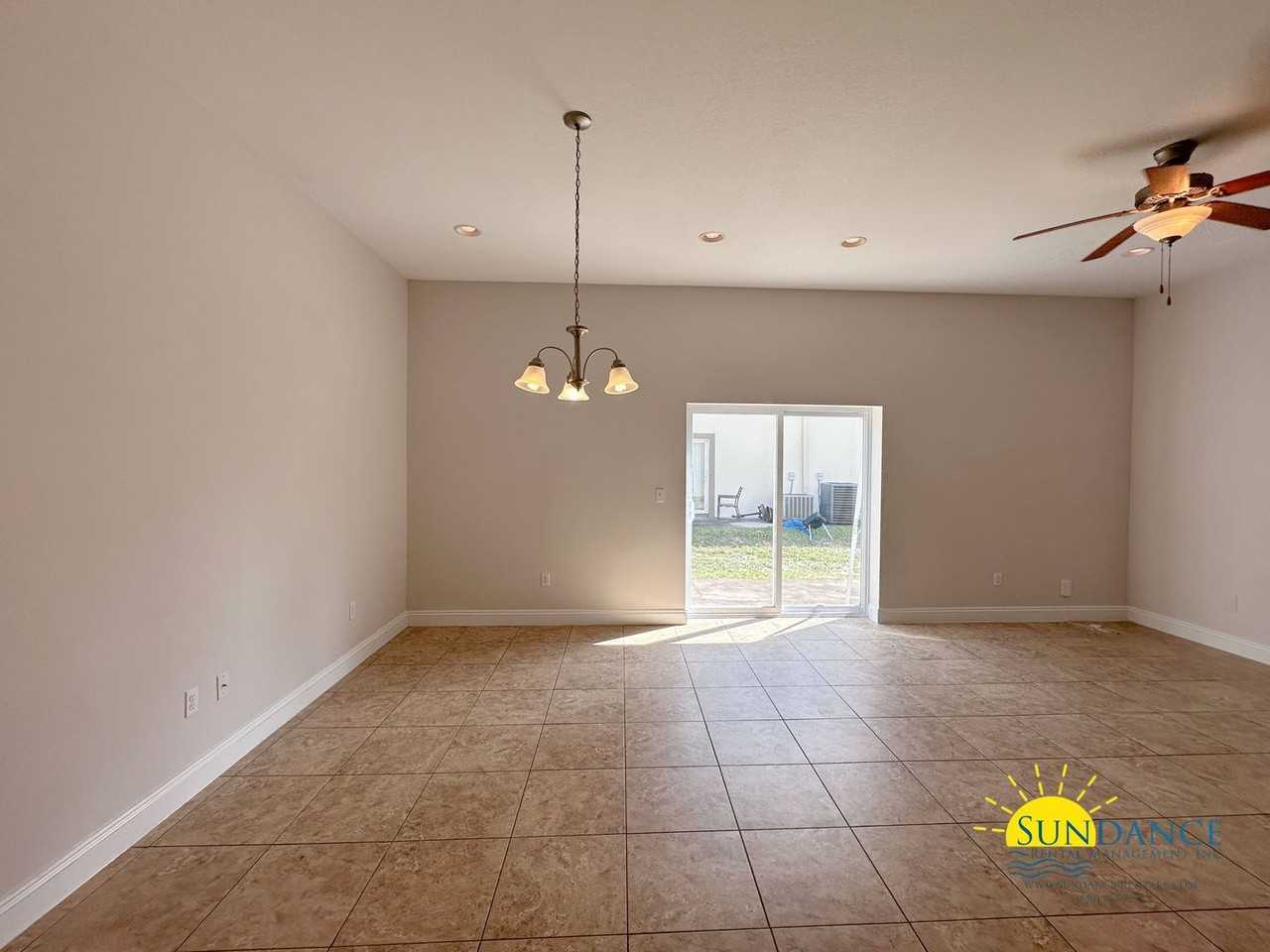 1248 Sharif Dr - Photo 7 of 17