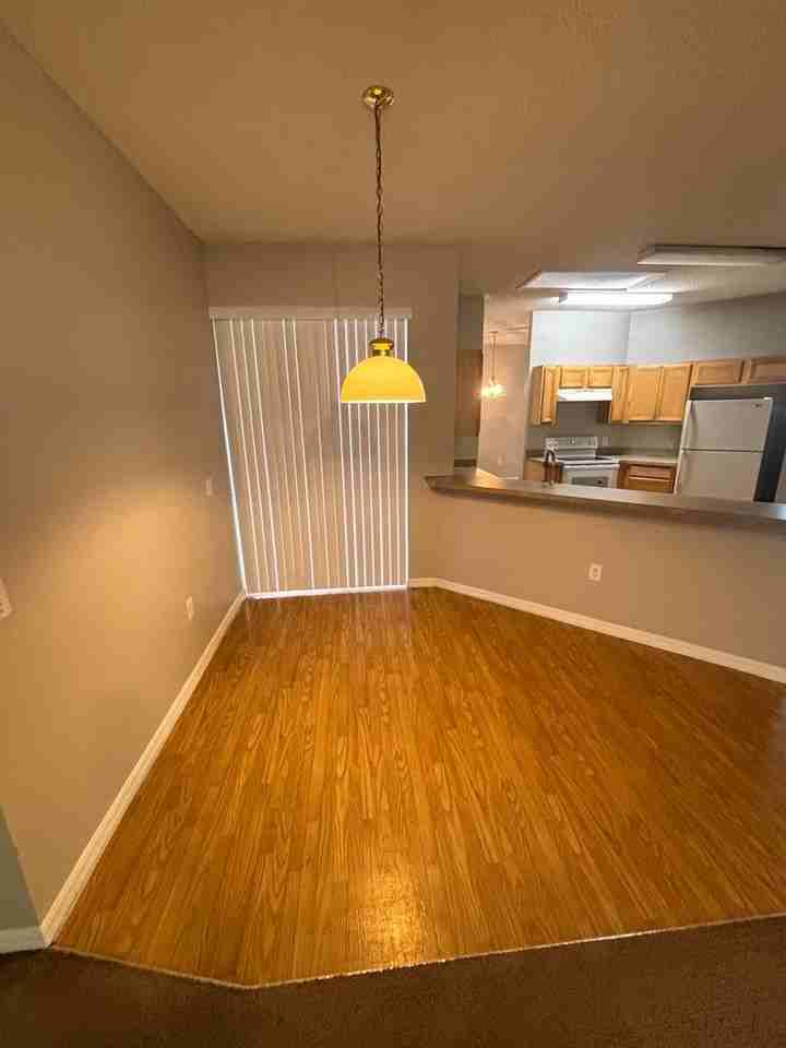 613 Crane Dr - Photo 4 of 20