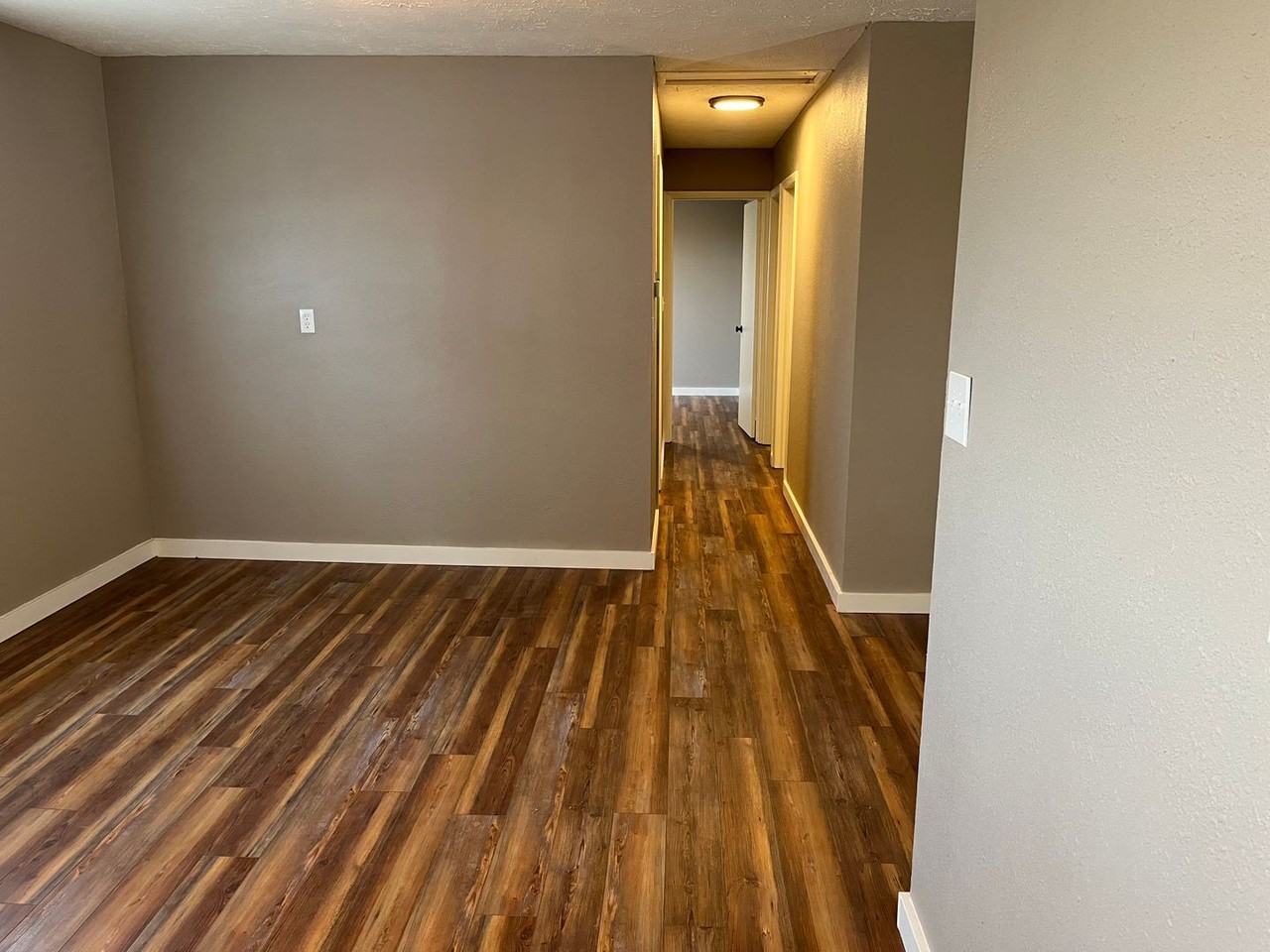 910 Mulberry St - Photo 4 of 17
