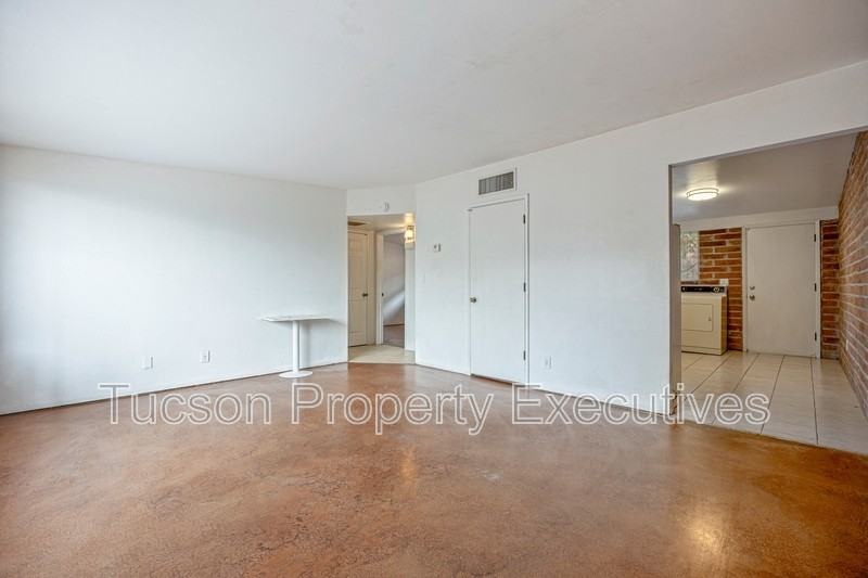 45 E Alturas St - Photo 3 of 26