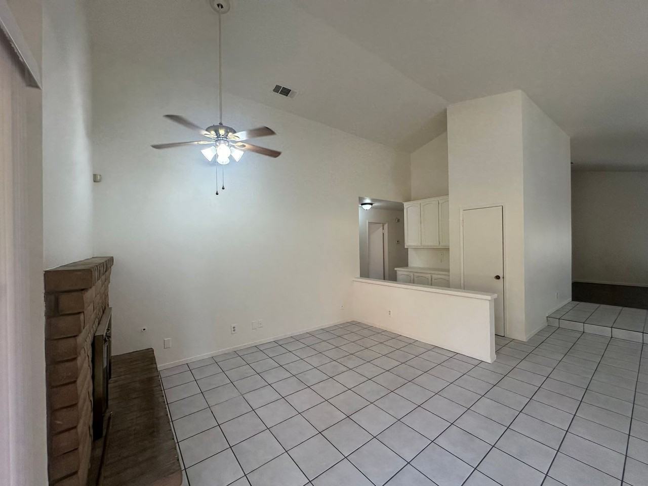 2705 Twin Oak Ln - Photo 5 of 16