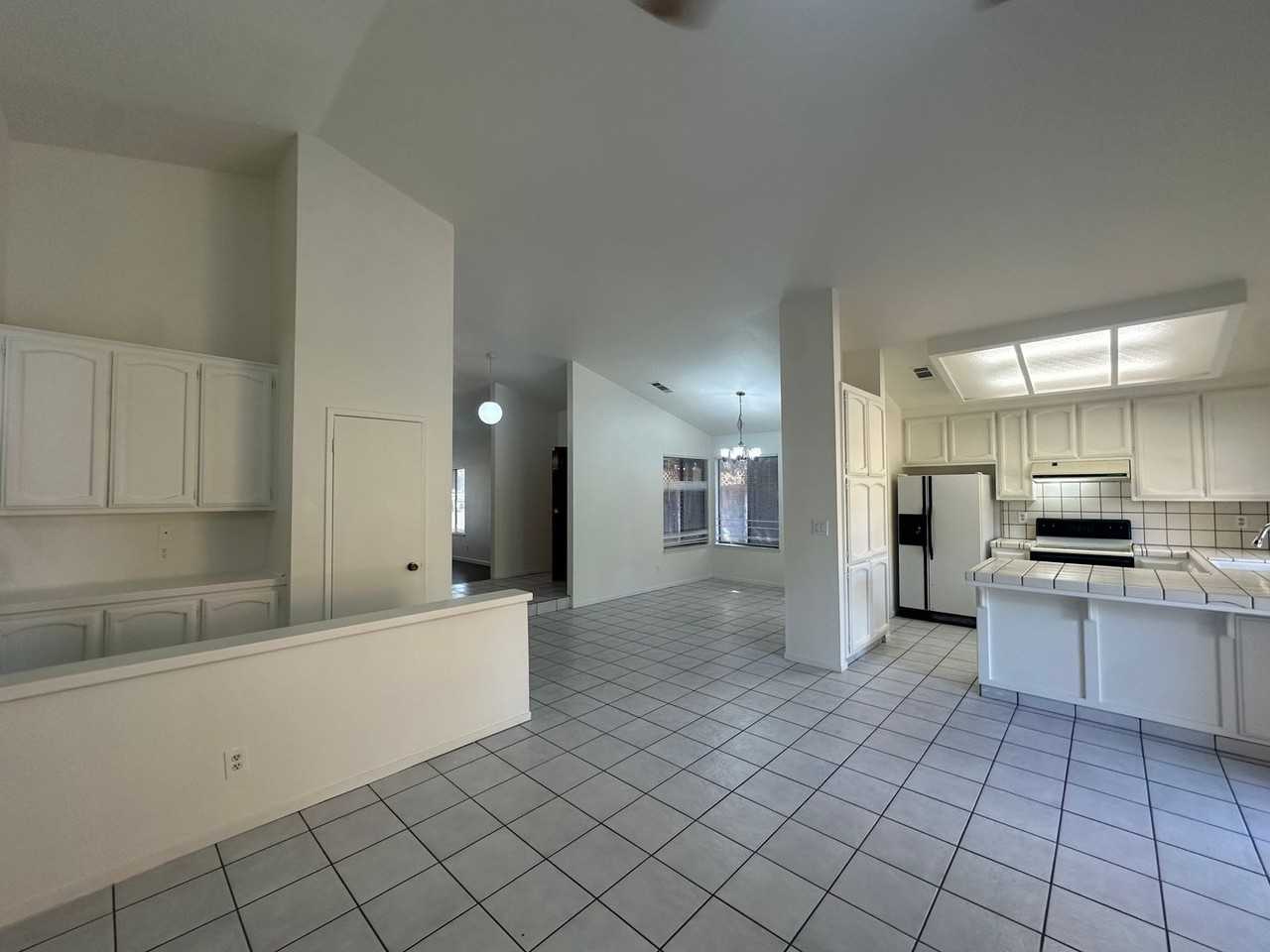 2705 Twin Oak Ln - Photo 6 of 16