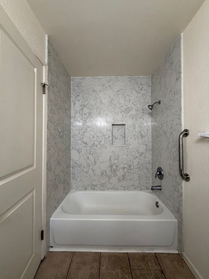 440 S 2nd Ave - Photo 6 of 13