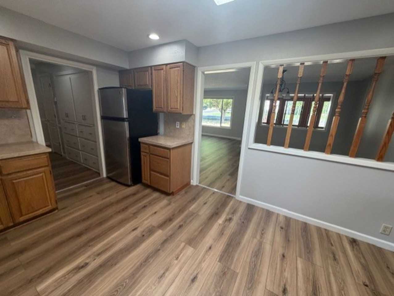5122 Bryant Ave - Photo 7 of 29