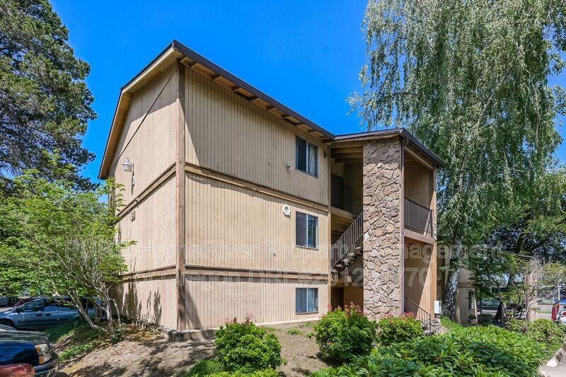 14140 Ne Sandy Blvd #Q04 - Photo 5 of 23