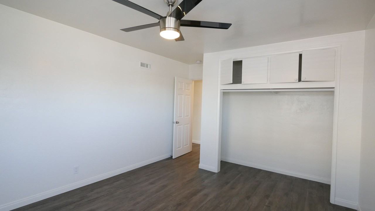 Two Homes on Mary Lane Drive - Photo 7 of 39