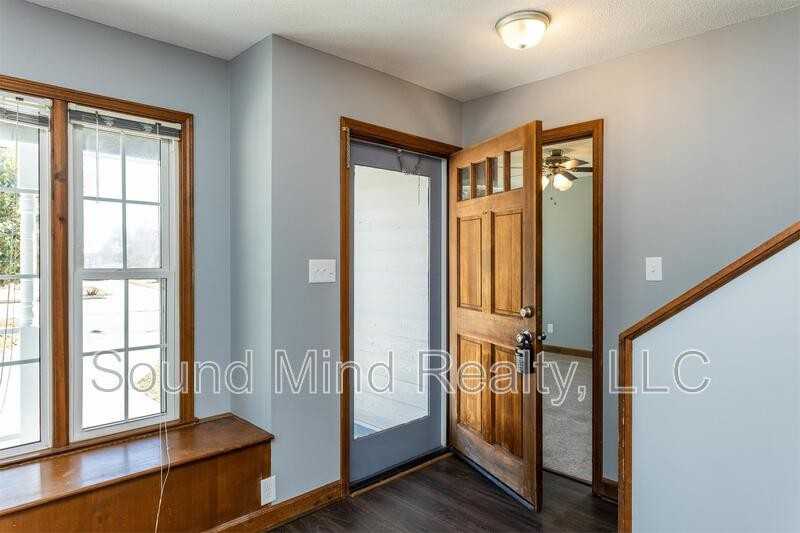 250 Wordsworth Dr - Photo 7 of 25